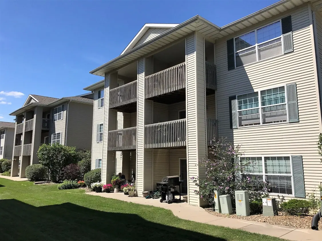 120 Cherry Ct photo 1